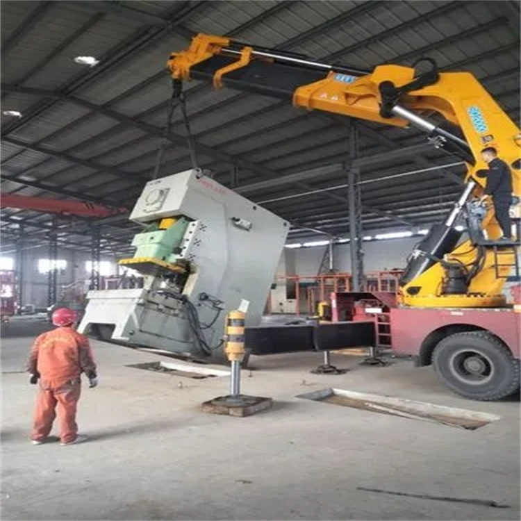 沁阳80吨折臂吊车出租附近电话